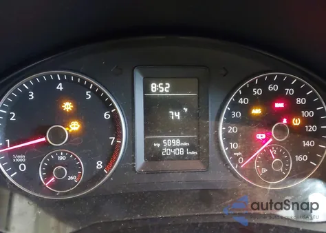 2010 Volkswagen Jetta Limited Edition from USA, damaged, VIN 3VWAX7AJ9AM092009